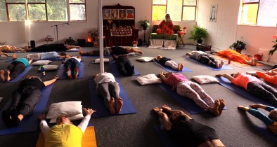 Morning practice of Asana and Pranayama from Auckland