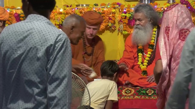 Gurupurnima Satsang with Vishwaguruji (1/2)