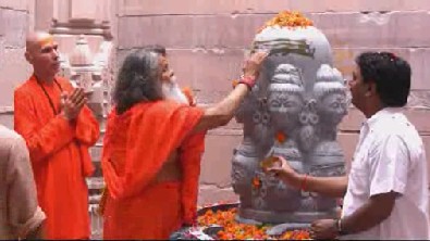 Installation of the  Shiva Lingam in Om Ashram