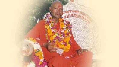 Farewelling Holy Guruji
